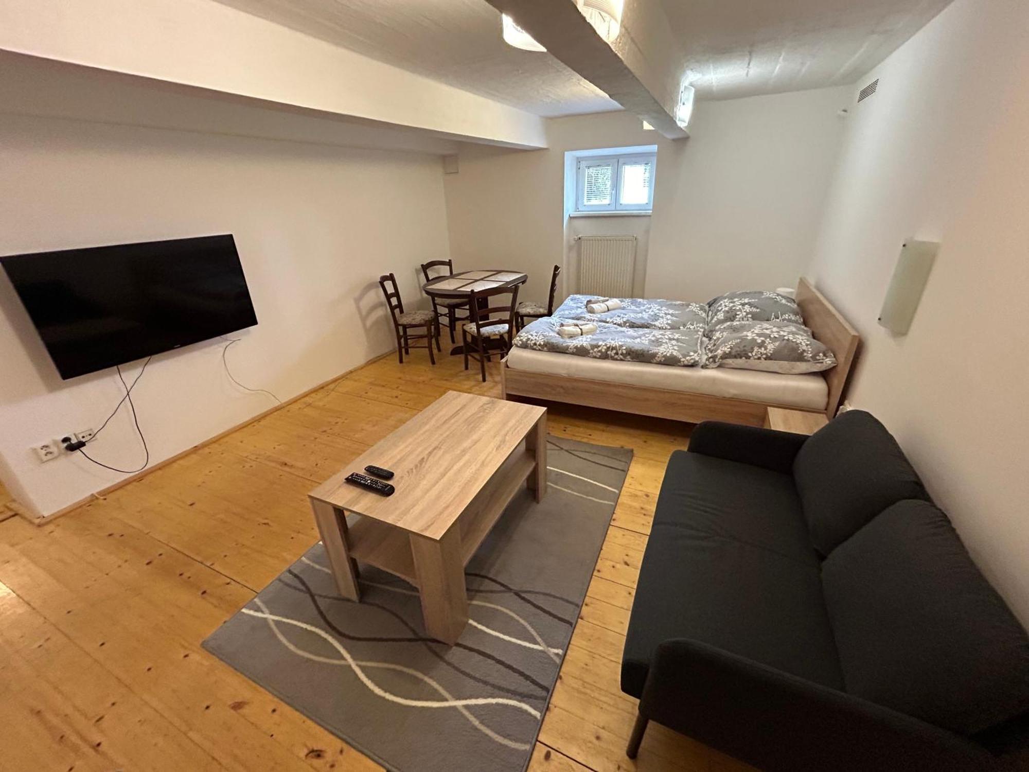 Apartmany U Kubiku Hradec Králové Rum bild