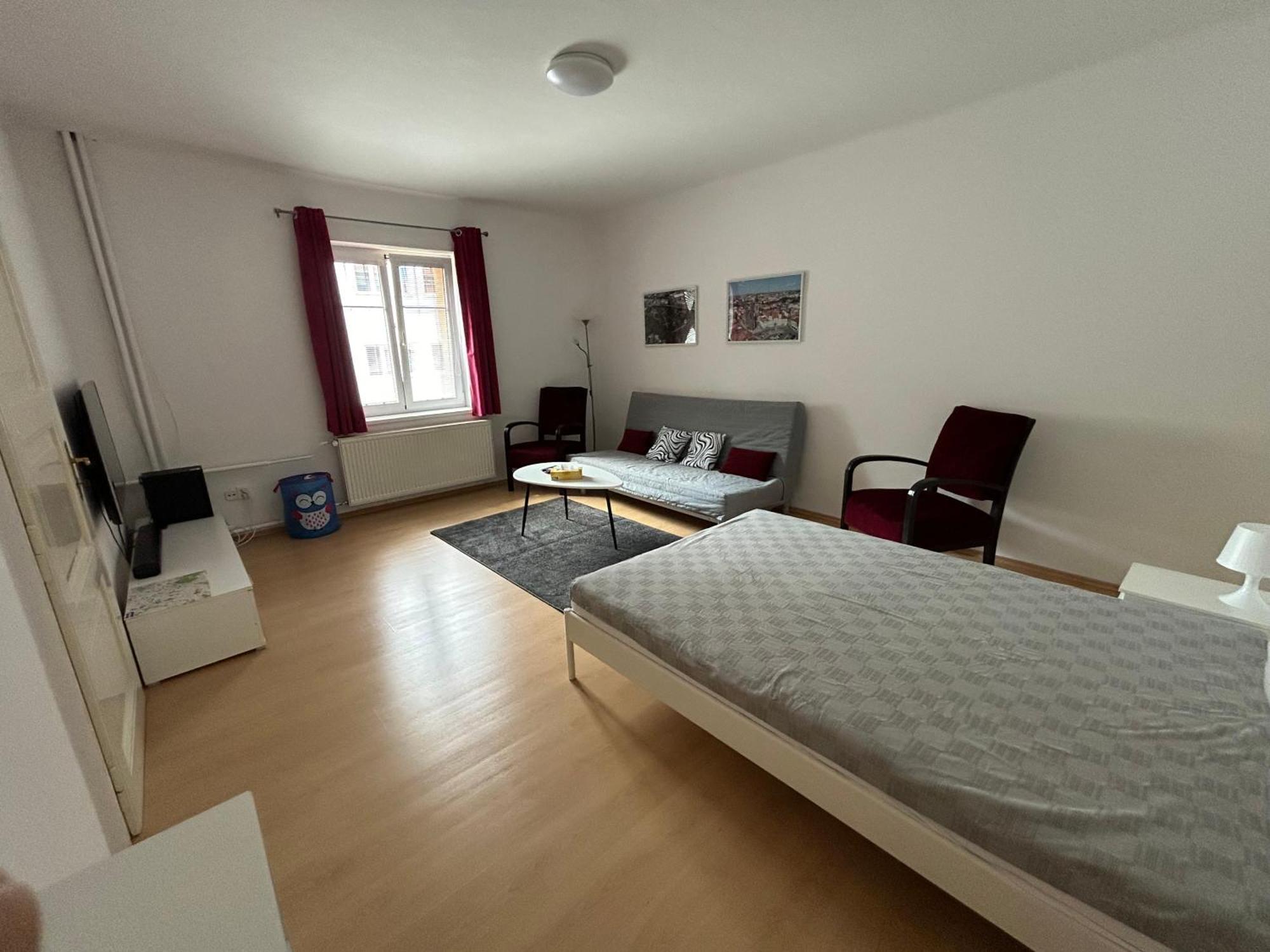 Apartmany U Kubiku Hradec Králové Exteriör bild
