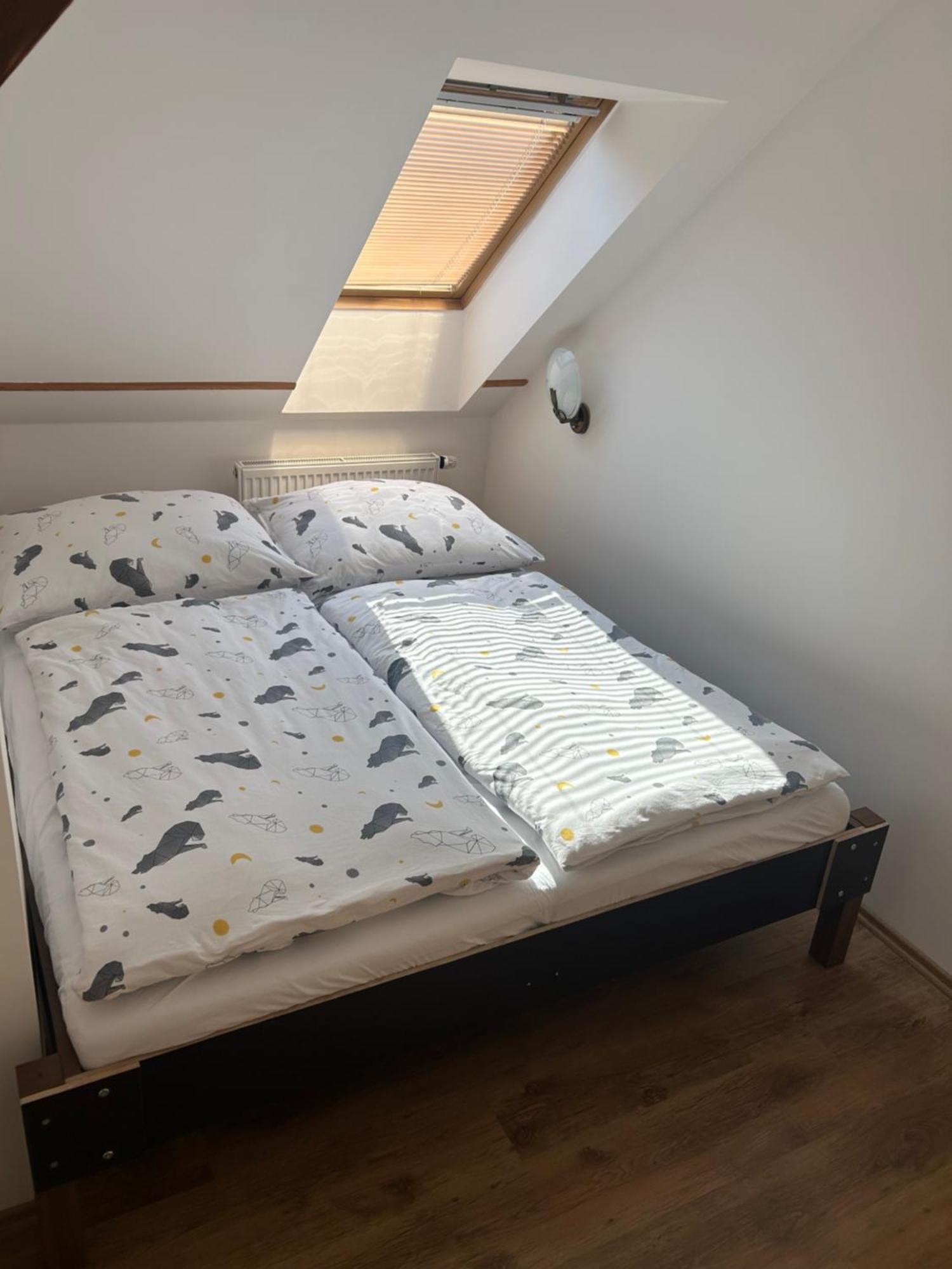Apartmany U Kubiku Hradec Králové Exteriör bild